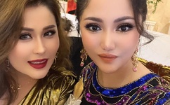 金泫雅婐体艺术照ps